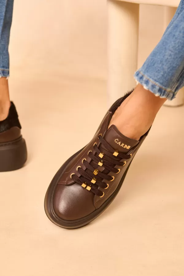 Zobacz Brązowe skórzane sneakersy CARINII--B10468-T82-T86-000-F69