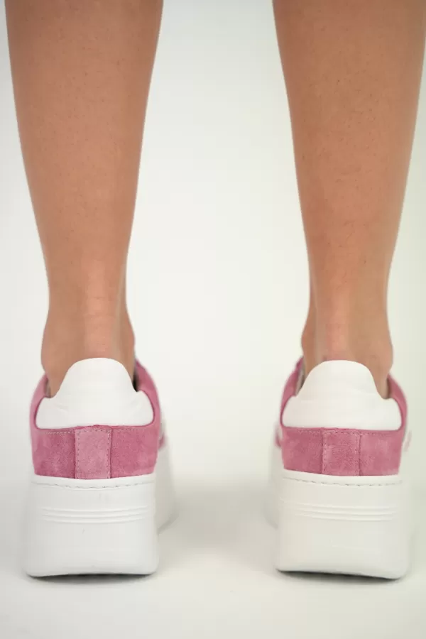 Zobacz Różowe sneakersy zamszowe CARINII--B9992-420-L46-000-G73