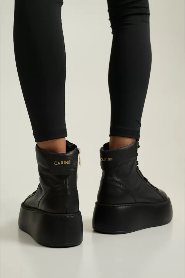 Zobacz Czarne wysokie sneakersy CARINII--B9180-J23-000-000-G23