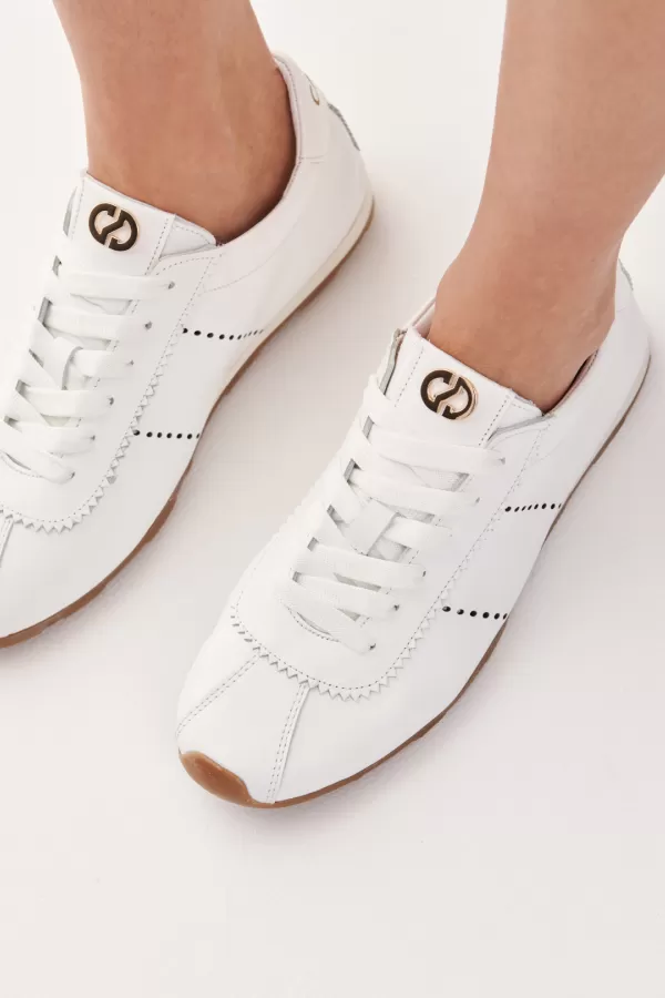 Zobacz Komfortowe skórzane sneakersy CARINII--B10355-L46-000-000-000