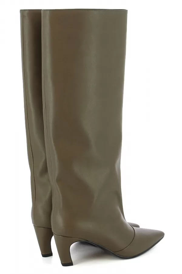 Zobacz Kozaki skórzane w modnym kolorze khaki CARINII--B10512-557-000-000-000