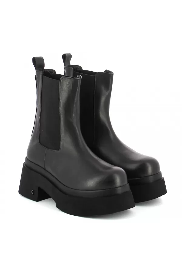 Zobacz Czarne sztyblety na platformie CARINII--B10504-E50-000-000-000