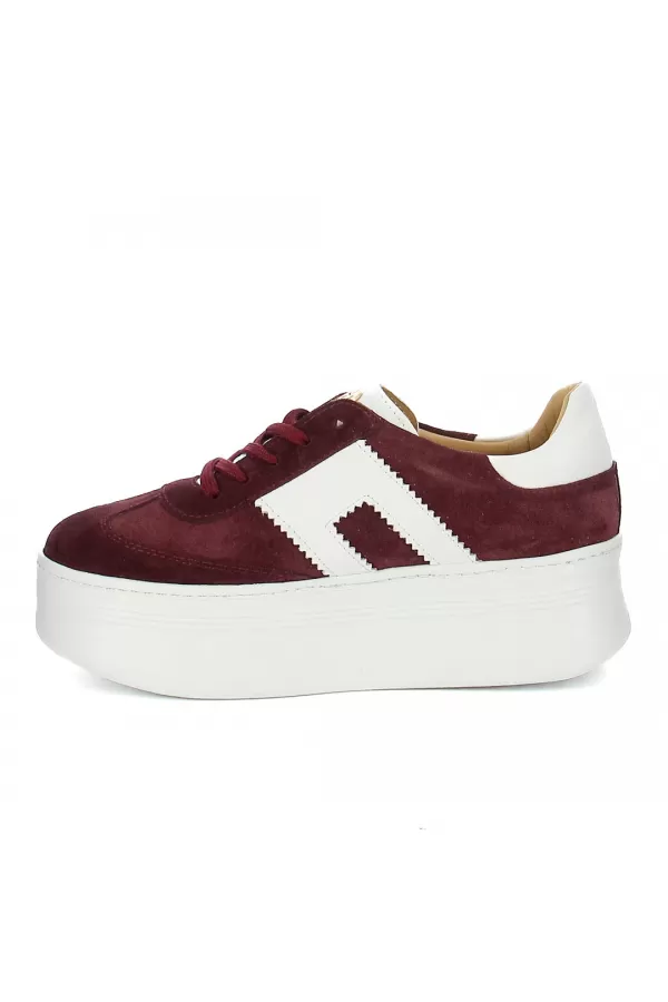 Zobacz Bordowe sneakersy zamszowe CARINII--B9992-B36-000-000-G73