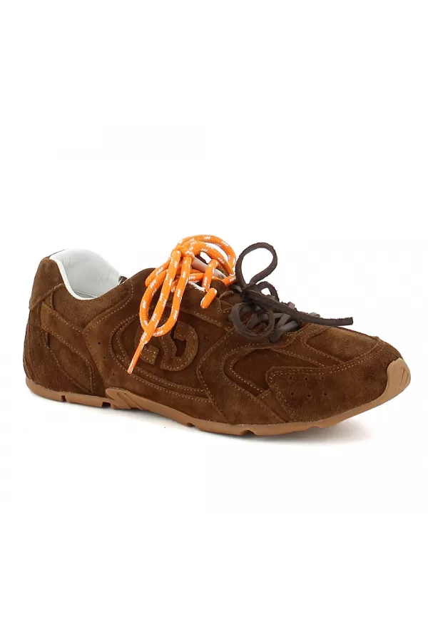 Zobacz Brązowe sneakersy zamszowe CARINII--B10342-B66-000-000-000