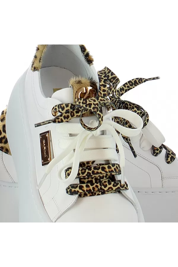 Zobacz Białe sneakersy skórzane  CARINII--B10297-L46-T53-000-G23