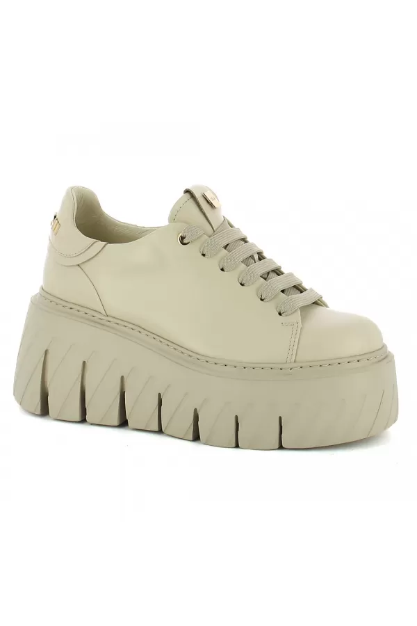 Zobacz Beżowe sneakersy na platformie CARINII--B10076-T43-000-000-G75