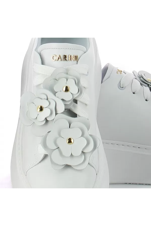 Zobacz Białe sneakersy z ozdobą CARINII--B10025-I81-000-000-F69