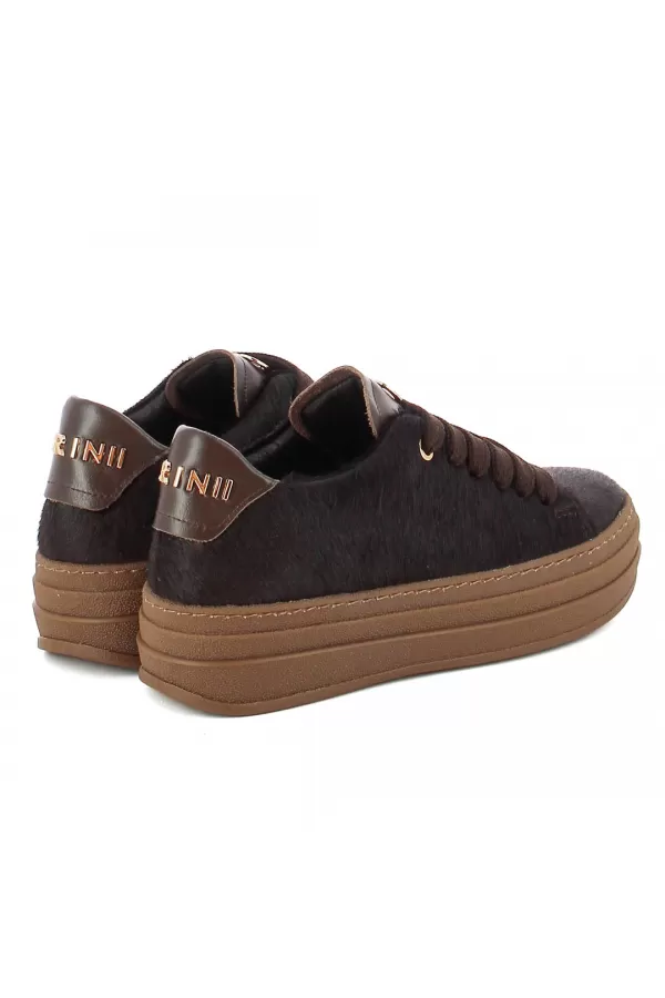 Zobacz Brazowe sneakersy z naturalnym włosiem CARINII--B10466-T86-000-000-G74