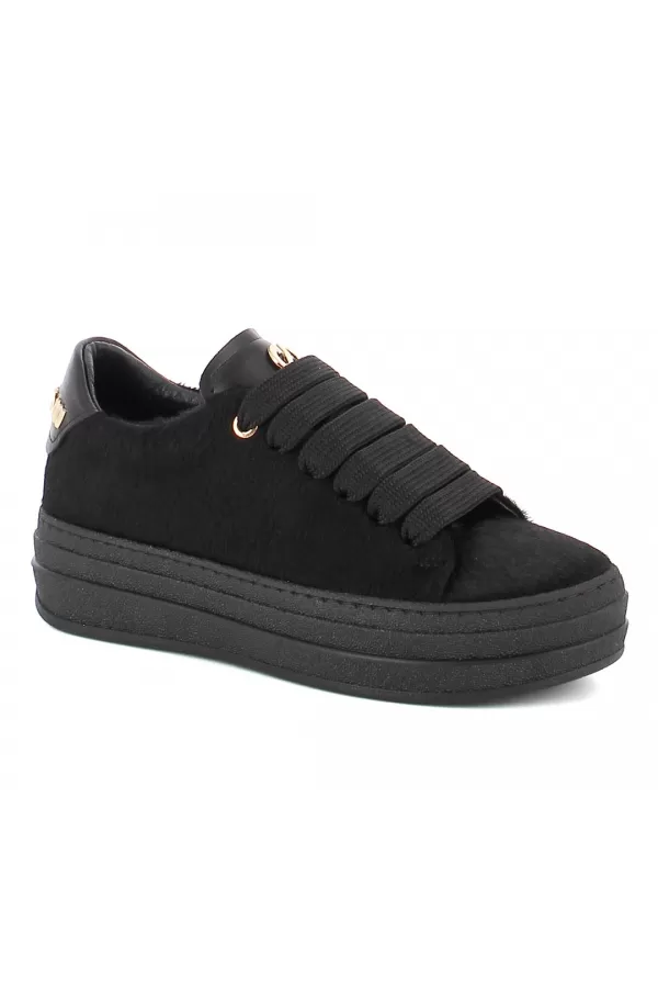 Zobacz Czarne sneakersy z naturalnym włosiem CARINII--B10466-T85-000-000-G74