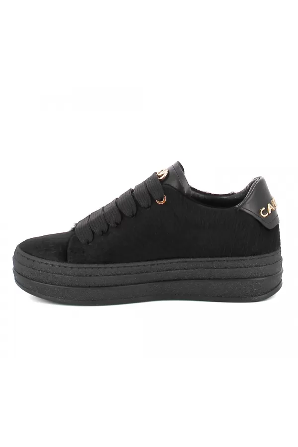 Zobacz Czarne sneakersy z naturalnym włosiem CARINII--B10466-T85-000-000-G74