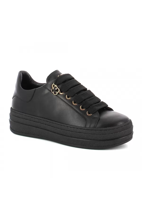 Zobacz Czarne sneakersy skórzane CARINII--B10467-E50-000-000-G74