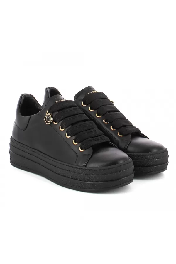 Zobacz Czarne sneakersy skórzane CARINII--B10467-E50-000-000-G74