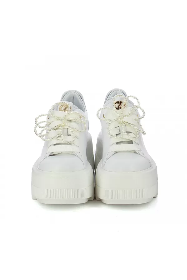 Zobacz Białe sneakersy skórzane CARINII--B10463-L46-000-000-G36