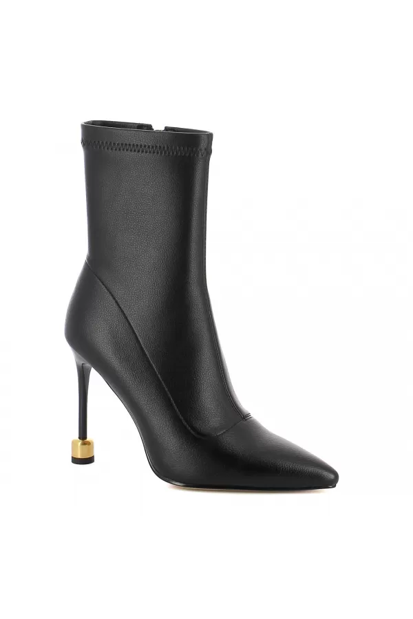 Zobacz Czarne botki damskie CARINII--B10539-E50-000-000-000