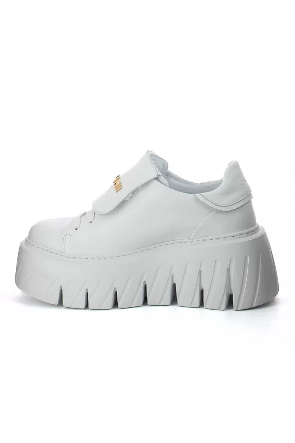 Zobacz Modne sneakersy na platromie CARINII--B10274-L46-000-000-G75