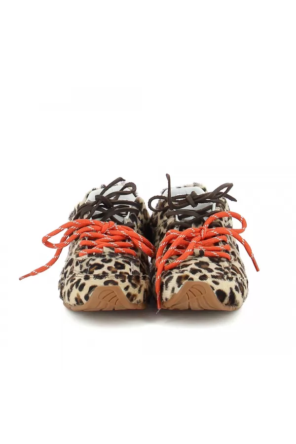 Zobacz Beżowe sneakersy w panterkę CARINII--B10342-T53-000-000-000