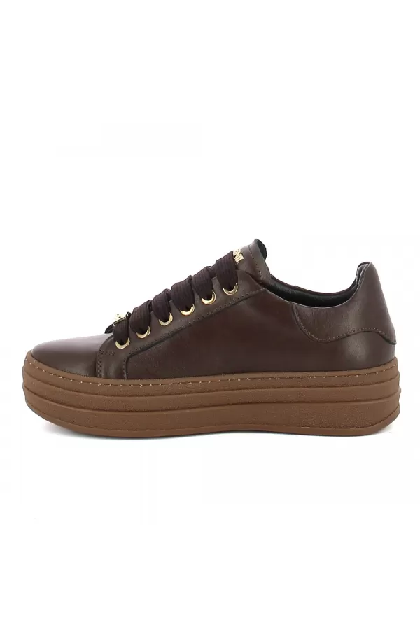 Zobacz Brązowe sneakersy skórzane CARINII--B10467-T82-000-000-G74