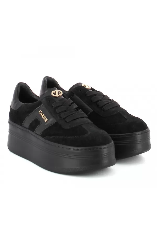 Zobacz Czarne sneakersy zamszowe CARINII--B9992-E50-H20-000-G73