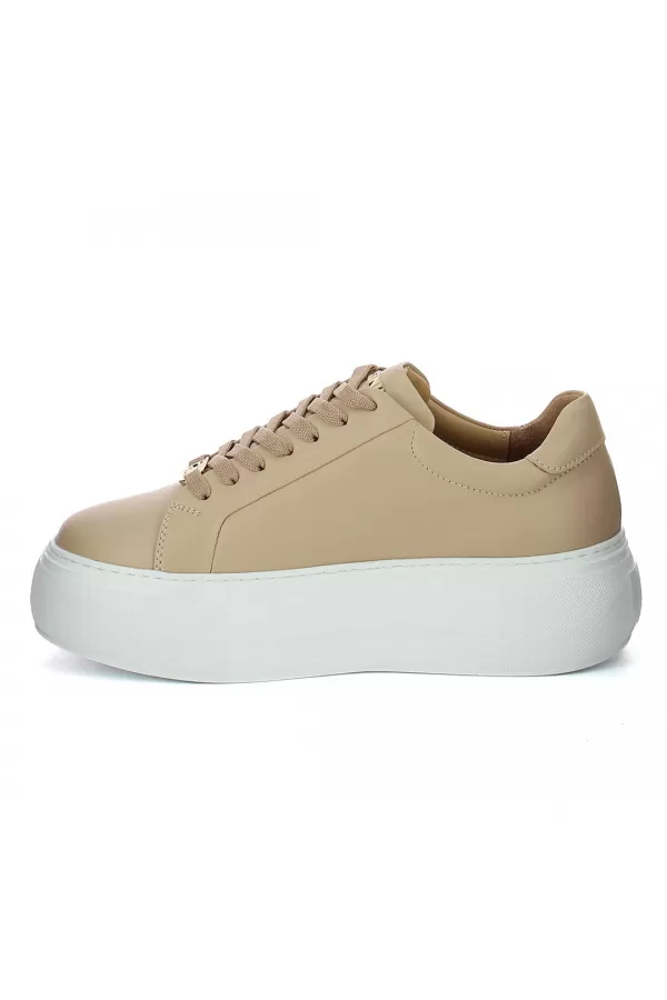 Zobacz Beżowe sneakersy skórzane CARINII--B10329-491-000-000-000