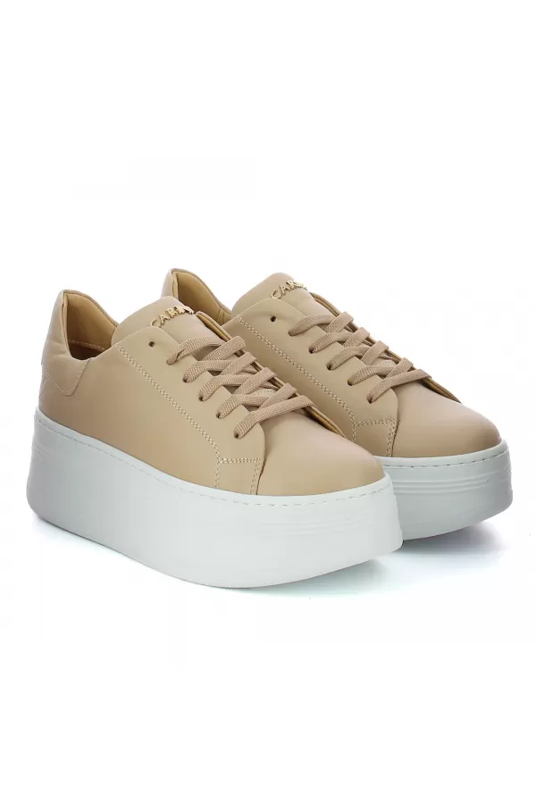 Zobacz Beżowe sneakersy skórzane  CARINII--B10332-491-000-000-000