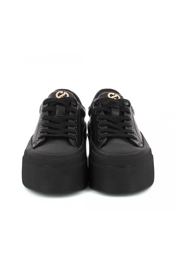 Zobacz Czarne sneakersy z ozdobą CARINII--B10032-353-000-000-000