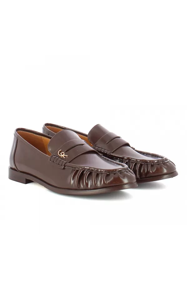 Zobacz Brązowe eleganckie mokasyny typu loafers CARINII--B10600-113-000-000-LT1