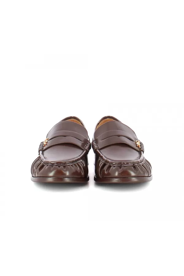 Zobacz Brązowe eleganckie mokasyny typu loafers CARINII--B10600-113-000-000-LT1