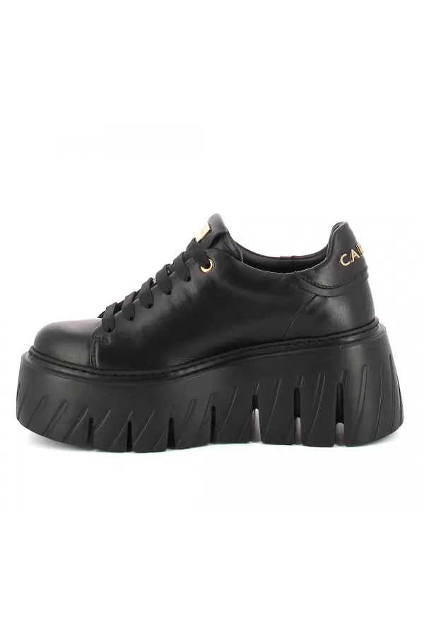 Zobacz Czarne sneakersy na platformie CARINII--B10462-E50-000-000-G75