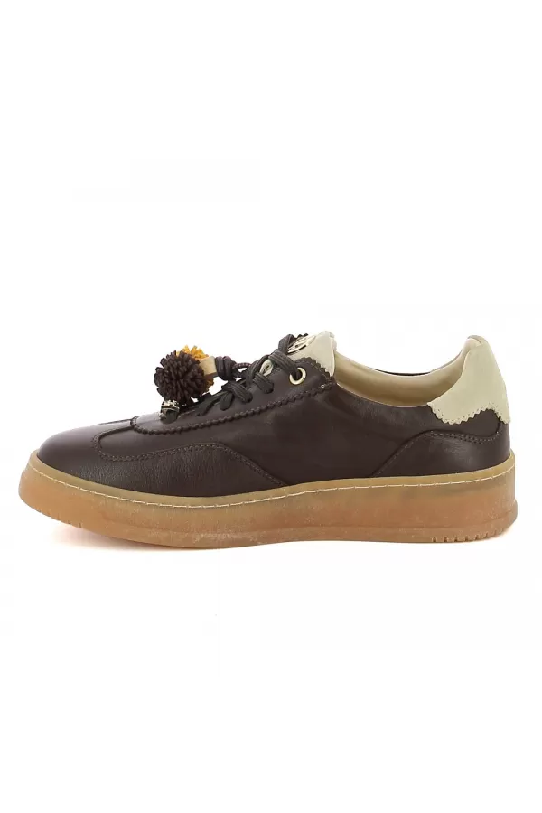 Zobacz Brązowe sneakersy skórzane CARINII--B10480-113-000-000-000