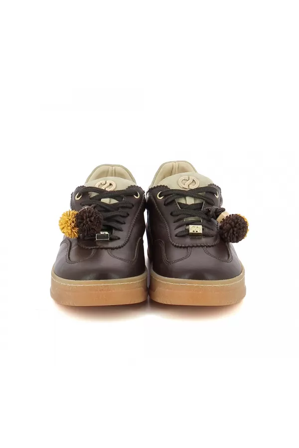 Zobacz Brązowe sneakersy skórzane CARINII--B10480-113-000-000-000