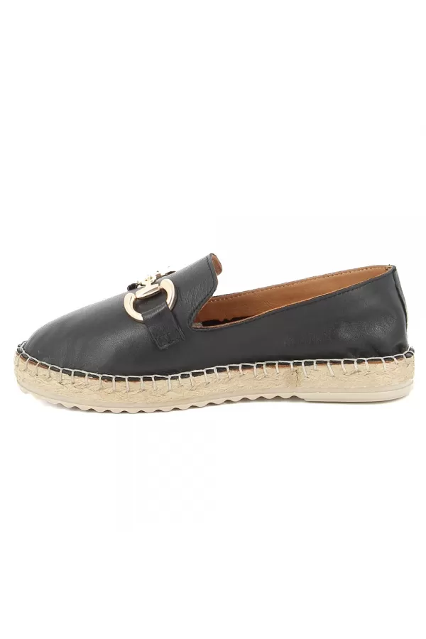 Zobacz Czarne skórzane espadryle damskie CARINII--B6383-353-000-000-000