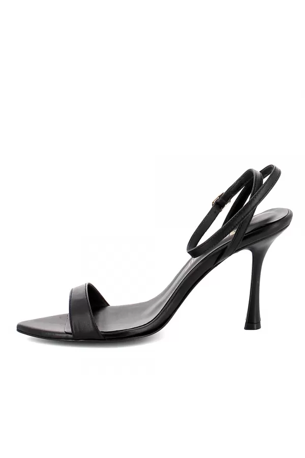 Zobacz Czarne sandały na szpilce CARINII--B6420-E50-000-000-000