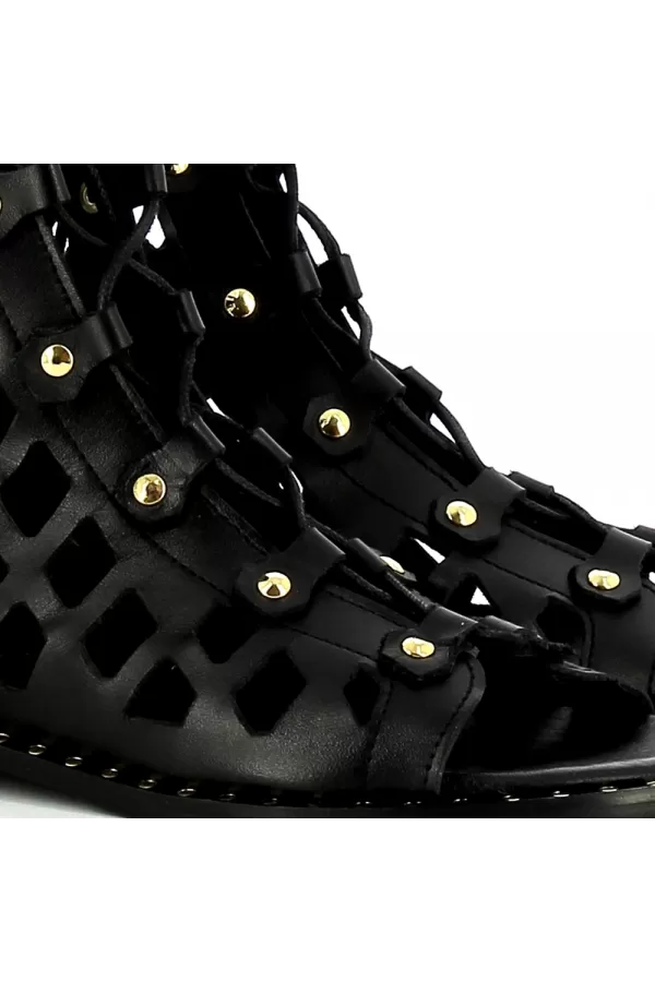 Zobacz Czarne sandały ażurowe CARINII--B7317-E50-000-000-000