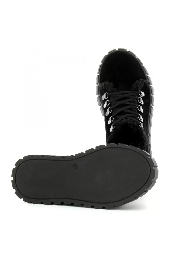 Zobacz Czarne sneakersy zamszowe CARINII--B7984-H20-000-000-E68