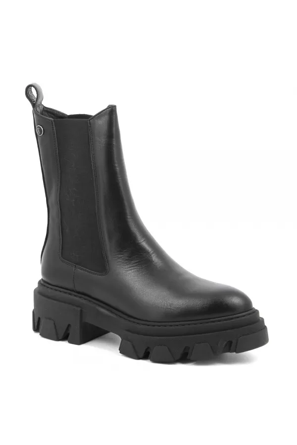 Czarne sztyblety damskie Carinii Botki, NOWOŚCI, Sztyblety, Na platformie, Jesienne, Zalando, Czarne botki damskie, Skórzane botki damskie, ujęcie z boku na damskie czarne skórzane botki sztyblety na platformie, B8324BB-E50-000-000-F12