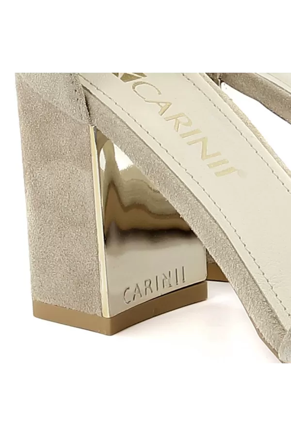Zobacz Beżowe sandały zamszowe CARINII--B8840-168-000-000-F78