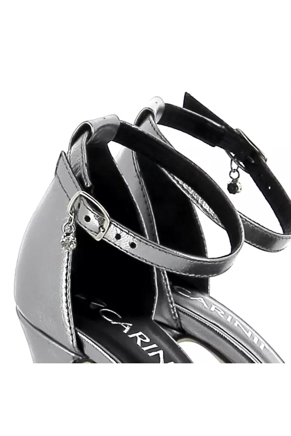 Zobacz Srebrne sandały damskie CARINII--B8890-S98-000-000-F95