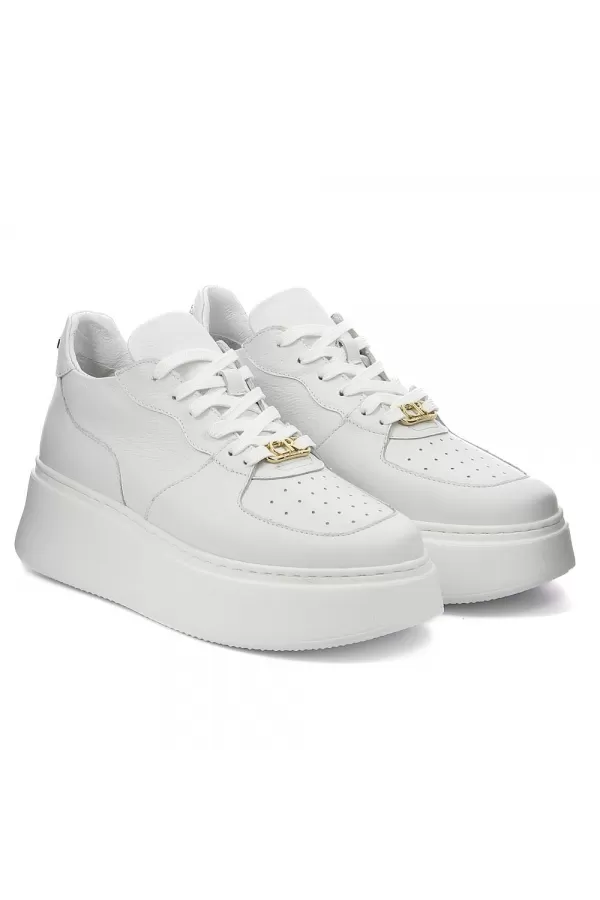 Zobacz Białe skórzane sneakersy CARINII--B9016-I81-000-000-000
