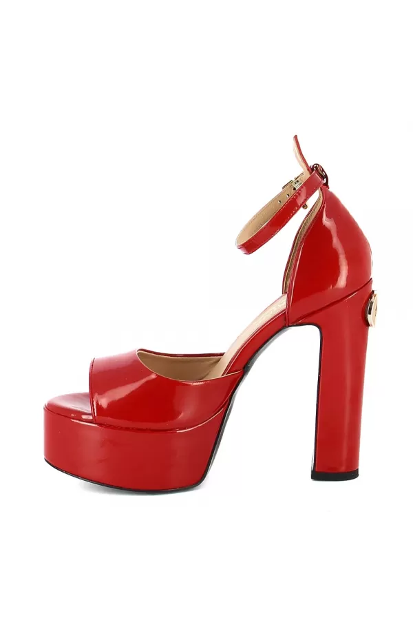 Zobacz Czerwone sandały na słupku CARINII--B9020-203-000-000-000