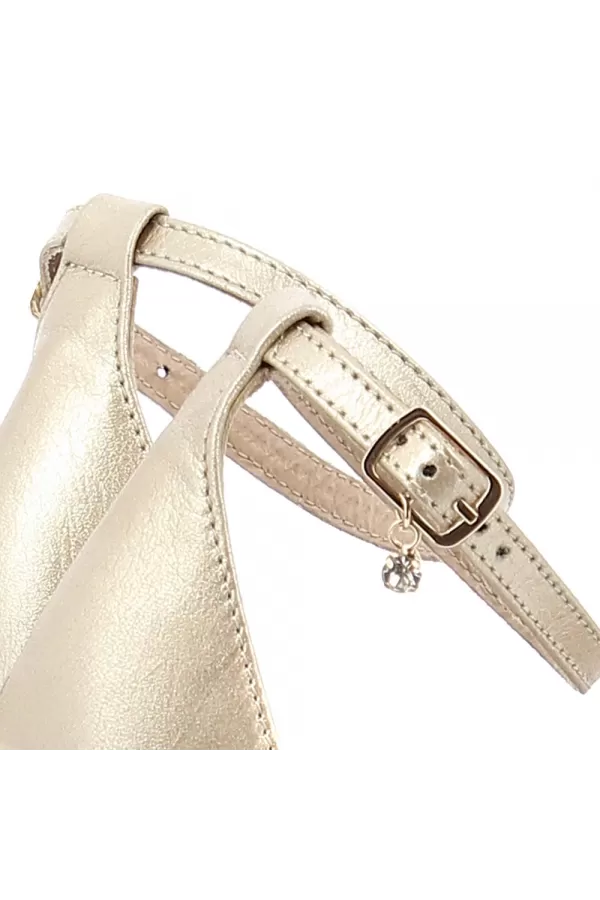 Zobacz Złote sandały na szpilce CARINII--B9030-T08-000-000-000