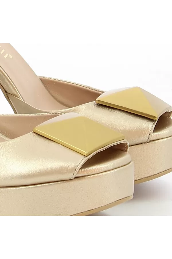 Zobacz Złote sandały na słupku CARINII--B9039-T08-000-000-000
