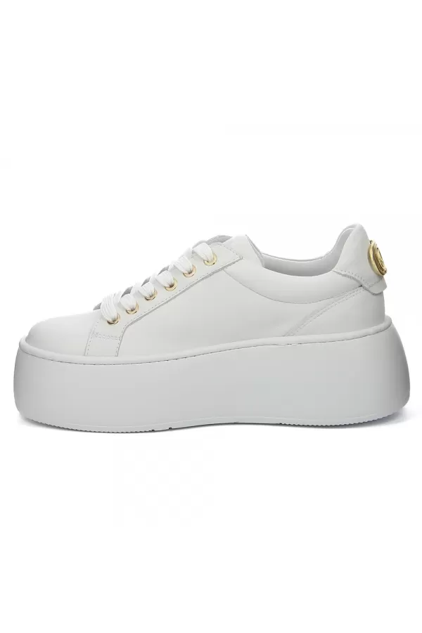 Zobacz Białe sneakersy na platformie CARINII--B9040-L46-000-000-000