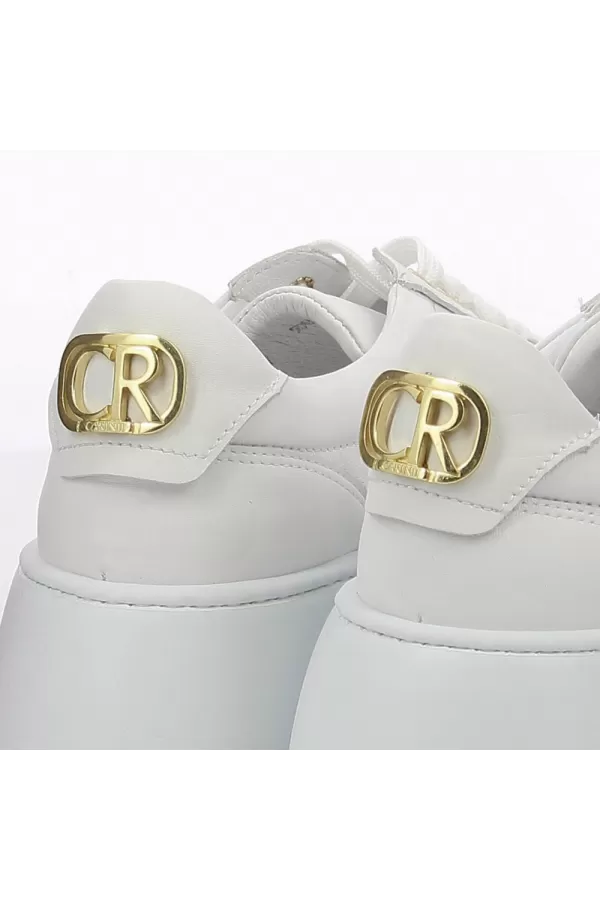 Zobacz Białe sneakersy na platformie CARINII--B9040-L46-000-000-000