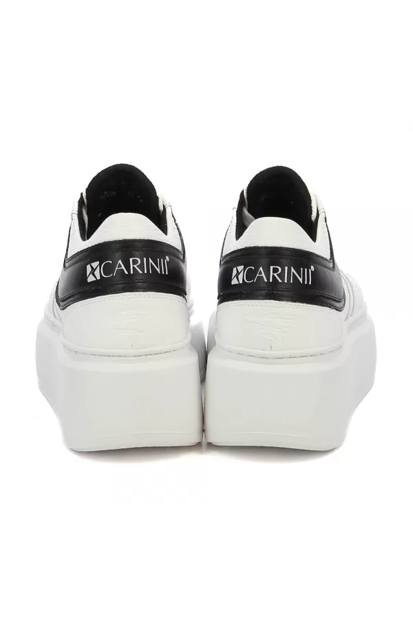Zobacz Białe sneakersy damskie CARINII--B9052-I81-E50-000-F69