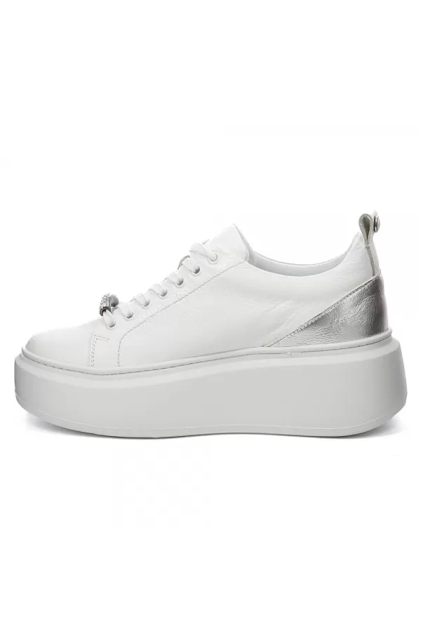 Zobacz Białe skórzane sneakersy na platformie CARINII--B9119N-I81-080-000-F69