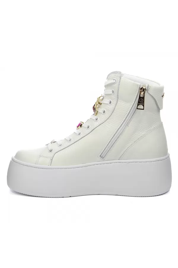 Zobacz Białe wysokie sneakersy CARINII--B9180-I81-000-000-G23