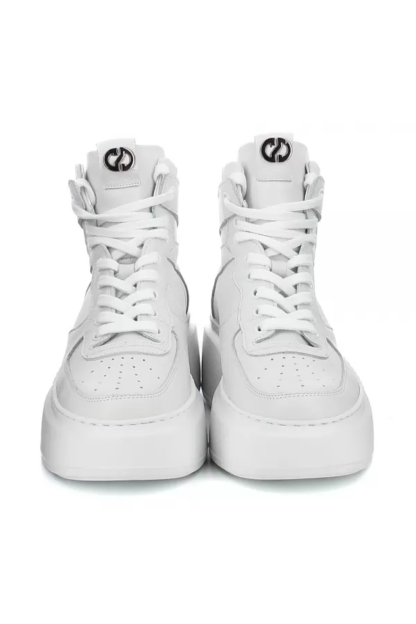 Zobacz Białe skórzane sneakersy CARINII--B9235-I81-000-000-F75