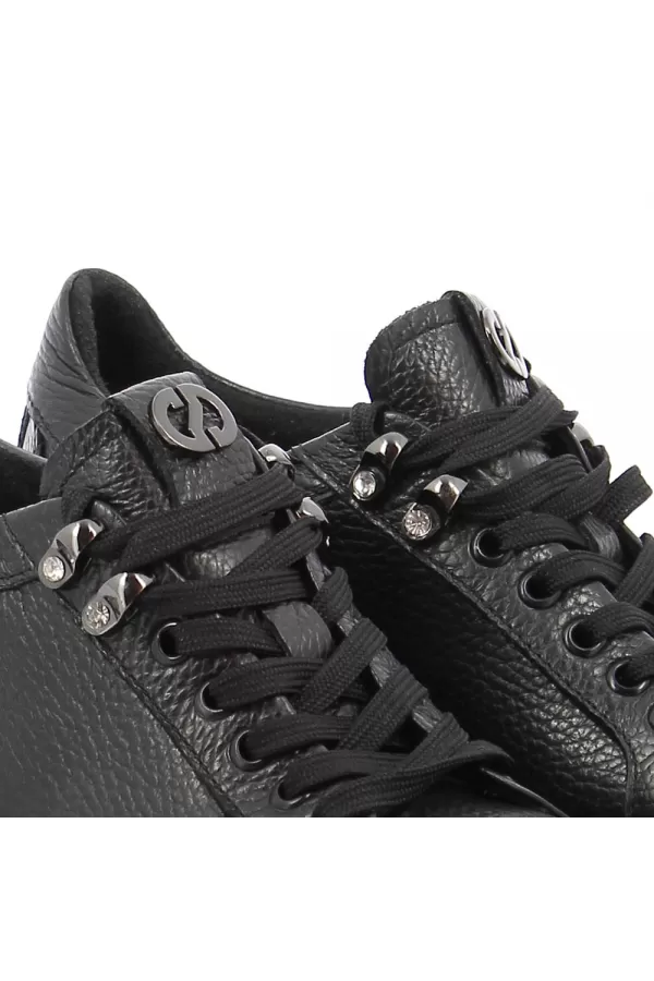 Zobacz Czarne sneakersy na platformie CARINII--B9302-J23-000-000-G36