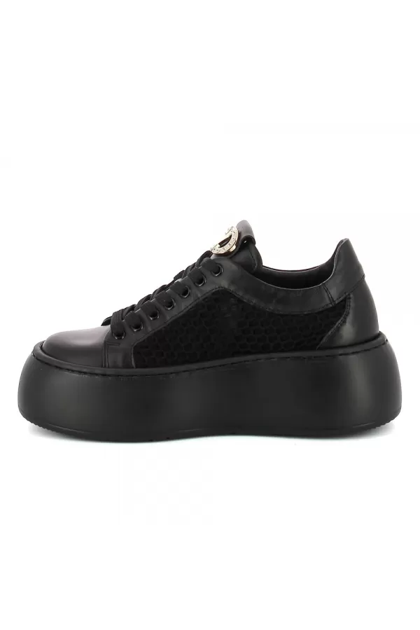 Zobacz Czarne sneakersy damskie CARINII--B9405-E50-000-000-G23