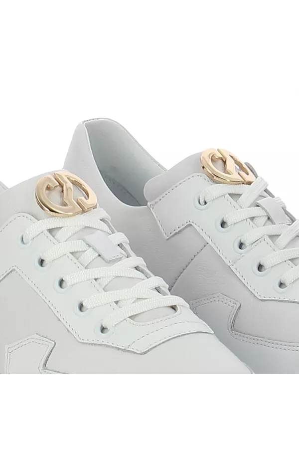 Zobacz Białe sneakersy na platformie CARINII--B9413-L46-I81-000-G01